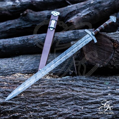 Custom Hand Forged Damascus Steel Viking Sword Battle Ready Medieval Sword GK-06