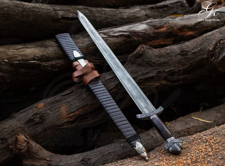 Custom made Hand Forged - Viking sword 1075 Steel Battle Ready Medieval sword GK