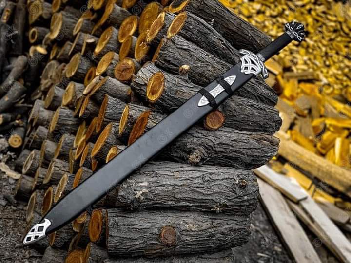 Medieval Hand - Forged Viking Sword Damascus Steel / sharp Battle Ready gift