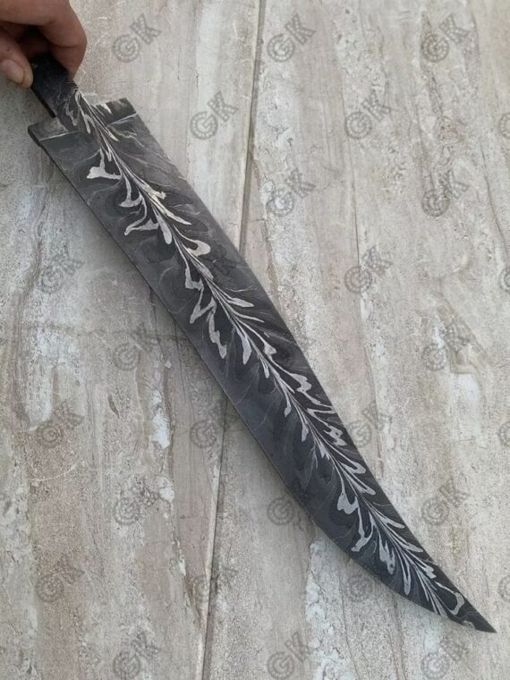 Custom Hand Forged/ Damascus Steel Bowie Knife Blank Blade, Beautiful Petron 12"