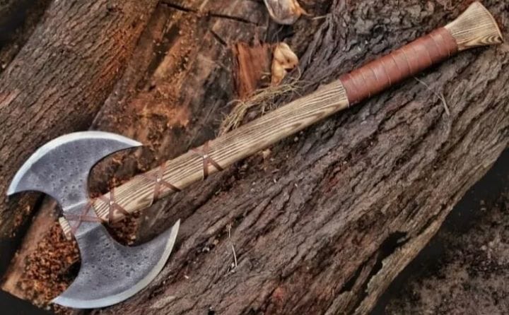 MADIEVAL WARRIOR DOUBLE HEADED BATTLE AXE WITH CARBON STEEL ASH WOOD HANDLE GK